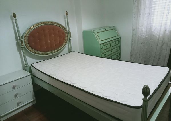 Arrendo quarto Coimbra rua Antonio Jose de Almeida