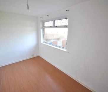 27 Cardy Close, Bangor, BT19 1AT - Photo 4