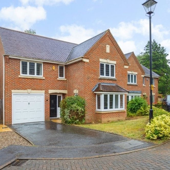 4 bedroom detached house to rent - Photo 1