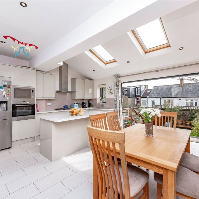 Edencourt Road, London, SW16 - Photo 1