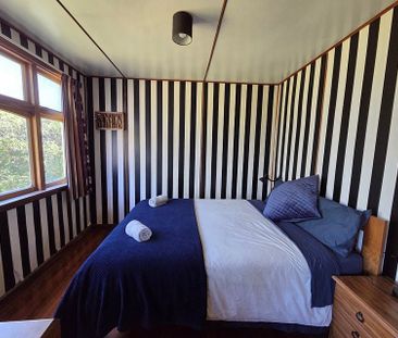 Furnished 2 bedroom by the beach - Photo 6