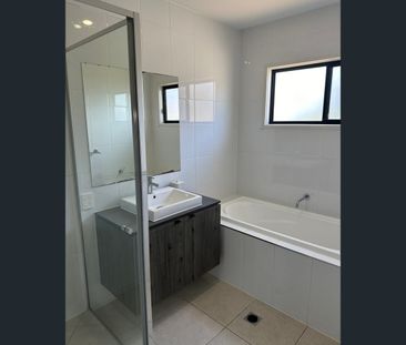1 CARISSA STREET, Coomera, Qld 4209 - Photo 6