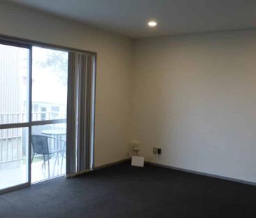 *** TWO BEDROOM FIRST FLOOR APARTMENT *** - Photo 1