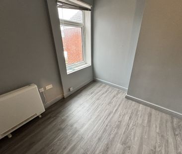 Flat 4, DN2, Doncaster - Photo 1