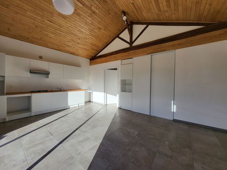 Location Maison 2 pièces 48m² - Photo 2
