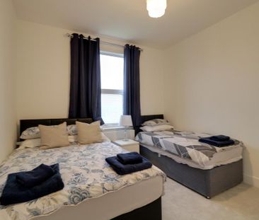3 bedroom terraced house to rent - Photo 6