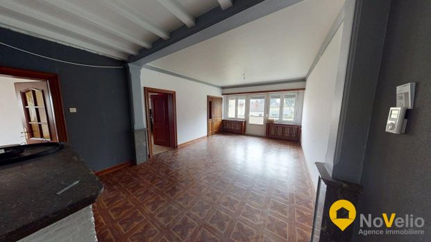 Location Appartement 5 pièces 142m² STIRING WENDEL 57350 - Photo 1