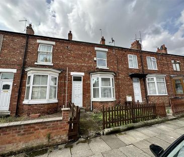 2 bedroom terraced house to rent - Photo 1