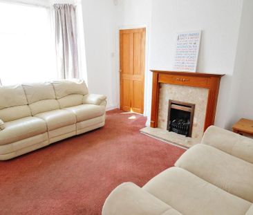 6 bedroom house to rent - Photo 2