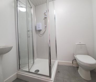 1 bedroom Flat To Let - Photo 5
