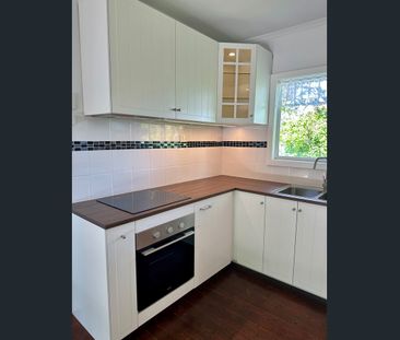 Sought after location with amazing water views - Photo 2