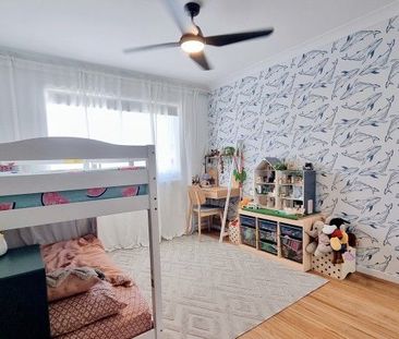 STUNNING LUXURY TOWNHOUSE FOR LEASE - Photo 6