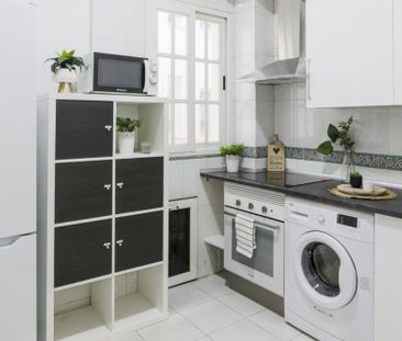 Beautiful cozy room in Paseo Delicias - Photo 1