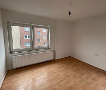 Helle und geräumige 2-Zimmer-Wohnung im Herzen von Gelsenkirchen - Photo 3