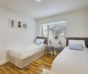 2 bedroom flat to rent - Photo 5