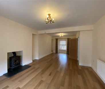 3 bedroom terraced house to rent - Photo 2