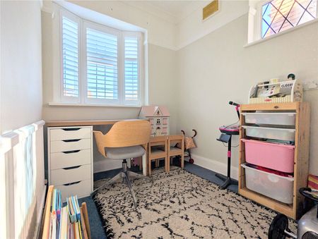 Parklawn Avenue, Epsom, Surrey, KT18 7SJ - Photo 4