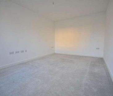 Springfield Drive, Derby - Photo 6