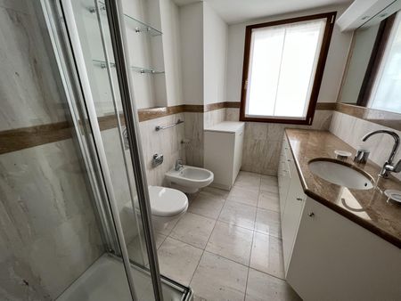 4.5 Zimmer, 193 m², 3. Stock - Foto 4