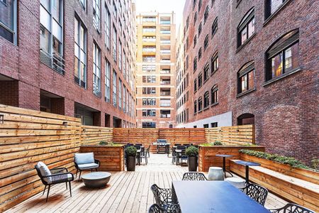 345 rue de la Gauchetière Ouest, Montréal, QC - Photo 4