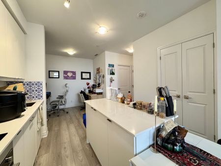 For Lease - 36 Elm Drive Unit# 502, Mississauga, Ontario - Photo 5