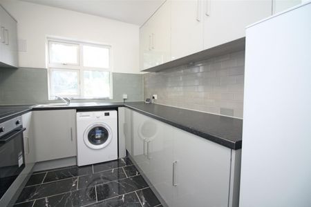 2 Bedroom Flat To Let - Photo 4