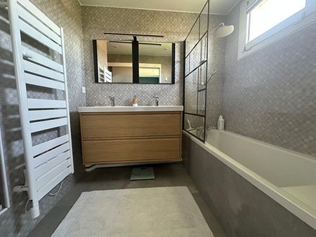 Appartement 4 pièces meublé- Chatou - Europe, - Photo 4