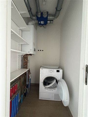 Appartement te huur - Photo 2