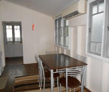 2/37 Macalister Street, Mackay - Photo 3