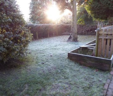 2 bedroom semi-detached house to rent - Photo 5