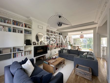 Tout savoir sur cette maison à Colombes - Photo 2