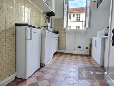 Location Appartement 3 pièces 54 m2 à Charenton-le-Pont - Photo 2