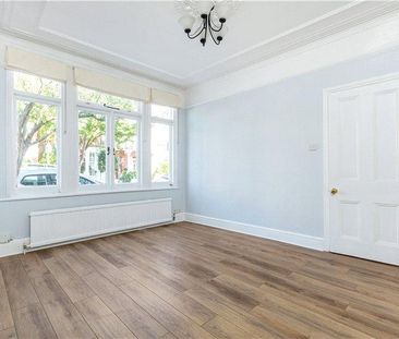 4 bedroom terraced house to rent - Photo 2