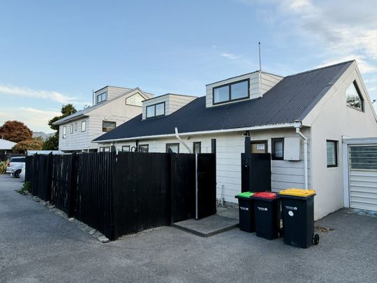 3-Bedroom Unit in Sydenham, Christchurch - Photo 1