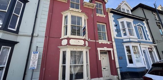 1 bedroom in a house share to rent - Photo 2