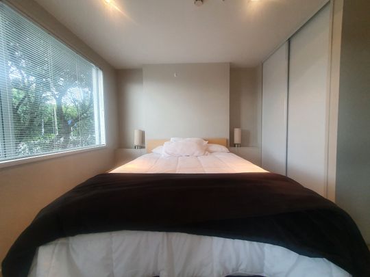 Comfortable Takapuna Apartment - Photo 1