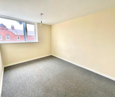 3 bedroom maisonette to rent - Photo 2