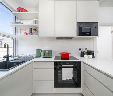 2 Bed Maisonette, Glazbury Road, W14 - Photo 2