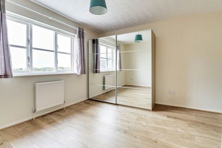 Bowes Lyon Mews, St. Albans, Hertfordshire, AL3 4PF - Photo 3