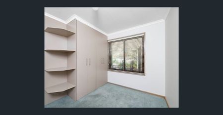 Quiet Cul-de-Sac Living with Space and Versatility - Photo 4