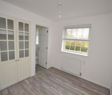 3 bedroom terraced house to rent - Photo 3