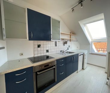 Sehr helle Dachgeschosswohnung in zentraler Lage – perfekt auch als... - Foto 3