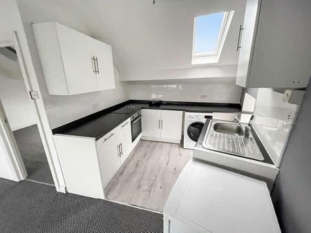 Flat B, Skipton Road, Harrogate, North Yorkshire, HG1 - Photo 4