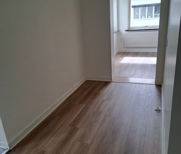 Drottninggatan, Vara - Foto 1