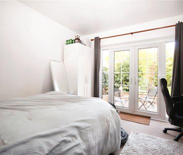 6 bedroom semi-detached house to rent - Photo 3