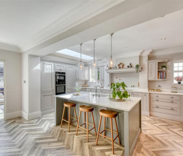 4 bedroom detached house to rent - Photo 3