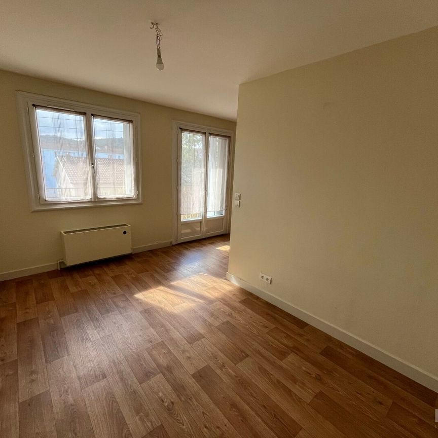 Location Appartement 1 pièce 45m² CAHORS 46000 - Photo 1
