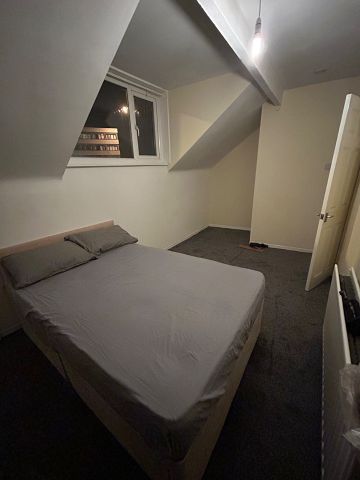 Room in a Shared House, York Road, LS9 - Photo 5