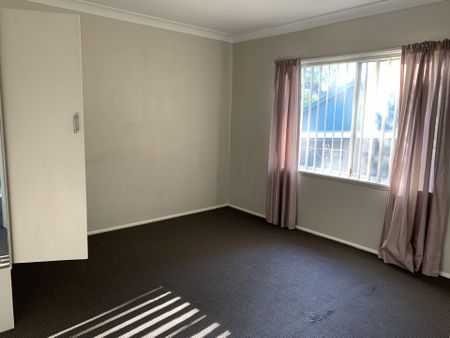 EAST TAMWORTH - Two Bedroom Unit with Split System - Photo 3