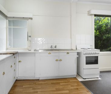 Coastal Charm in Opossum Bay - Photo 4